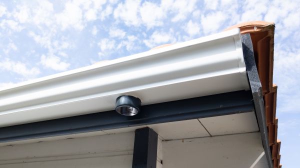 Professional Seamless Gutters Installation